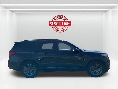 Agate Black 2023 Ford Explorer XLT
