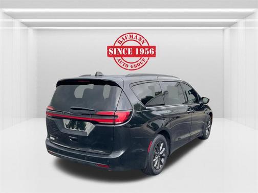 2021 Chrysler Pacifica Touring