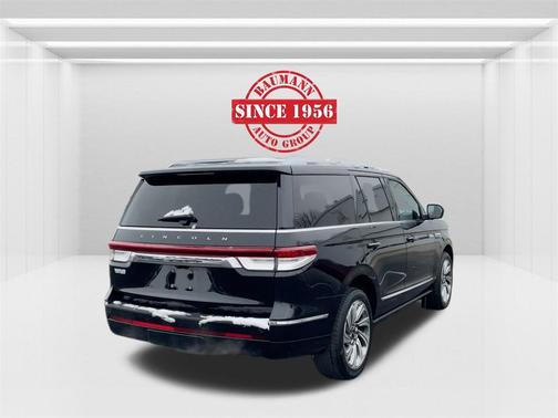 2023 Lincoln Navigator Reserve
