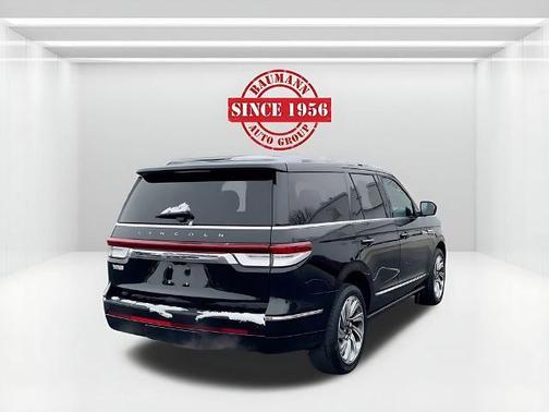 Infinite Black Metallic 2023 Lincoln Navigator Reserve
