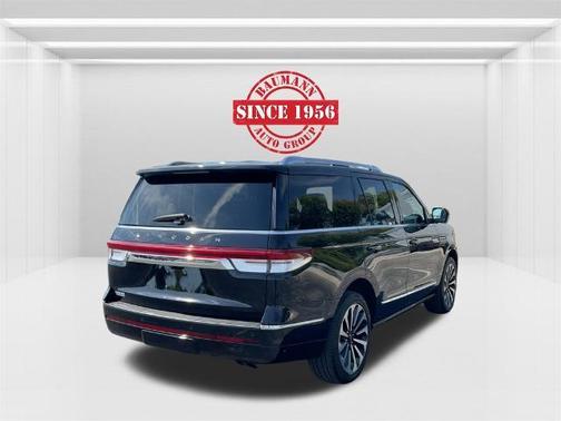 2023 Lincoln Navigator Reserve