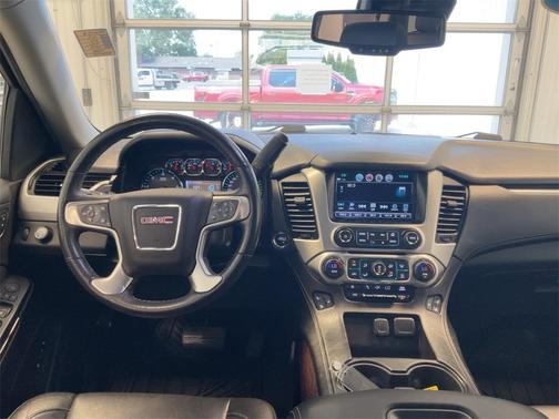 2017 GMC Yukon XL SLT