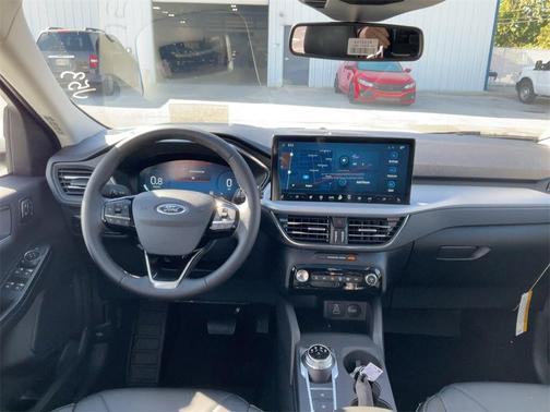 2026 Ford Escape Platinum