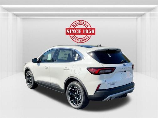 2026 Ford Escape Platinum