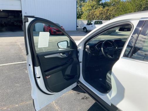 2026 Ford Escape Platinum