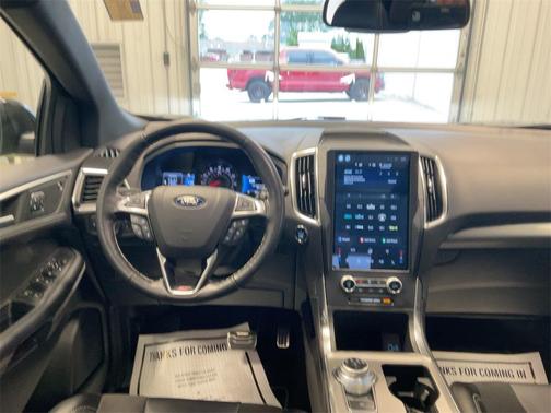 2022 Ford Edge ST