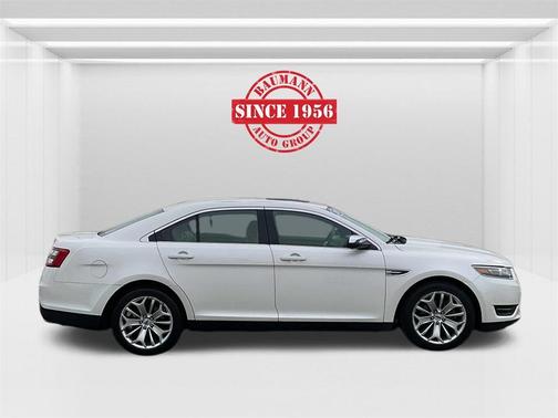 2019 Ford Taurus Limited