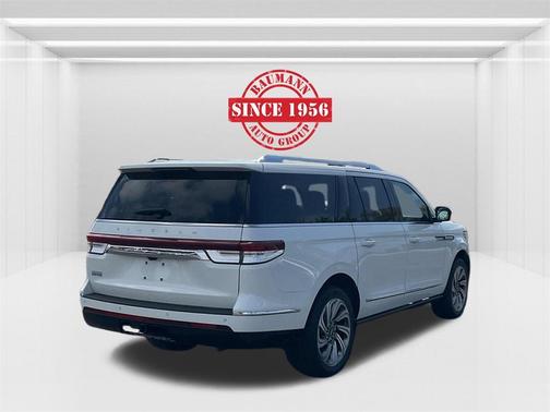 2022 Lincoln Navigator L Reserve