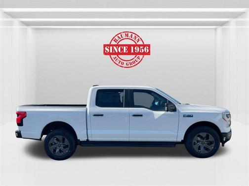 2025 Ford F-150 Lightning Pro
