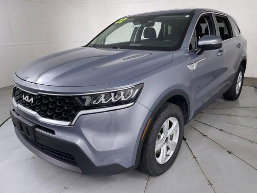 2022 Kia Sorento LX