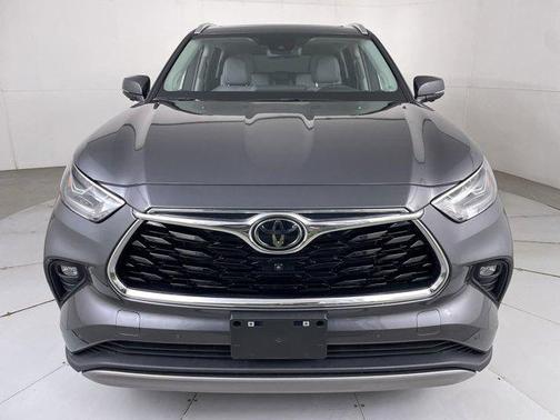2024 Toyota Highlander Platinum