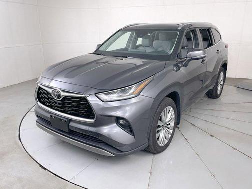 2024 Toyota Highlander Platinum