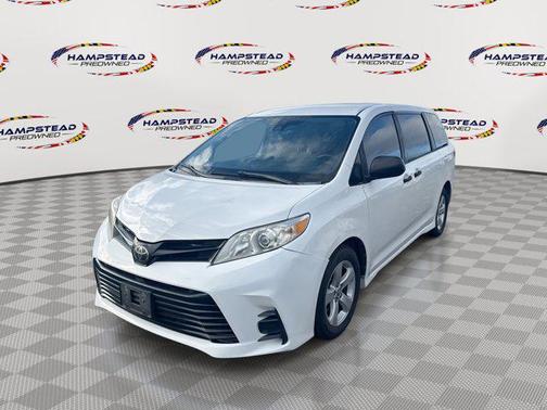 2018 Toyota Sienna SE