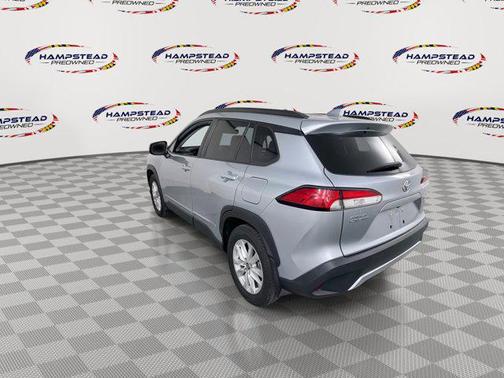 2023 Toyota Corolla Cross LE
