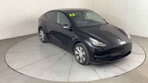 2022 Tesla Model Y Long Range Dual Motor All-Wheel Drive