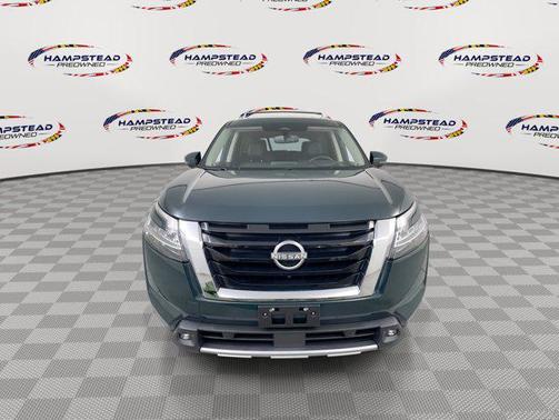 2022 Nissan Pathfinder Platinum 4WD