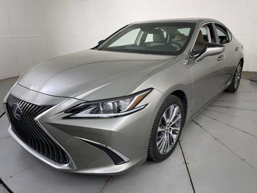 2021 Lexus ES 300h Base