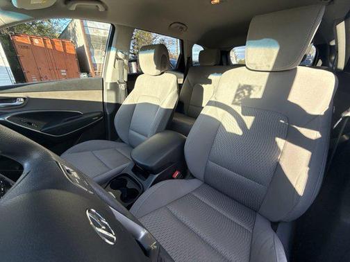 2019 Hyundai Santa Fe XL SE