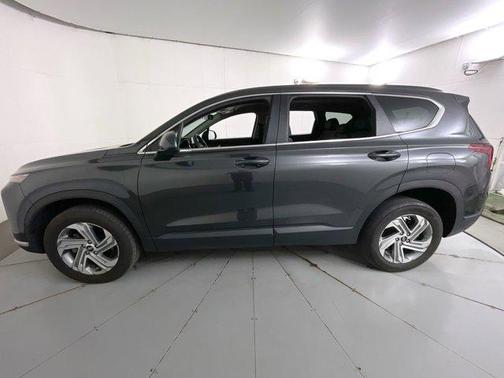 2021 Hyundai SANTA FE SE