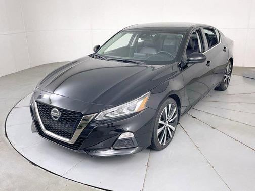 2021 Nissan Altima SR FWD