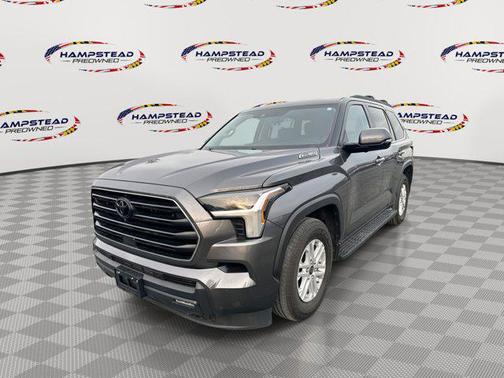 2024 Toyota Sequoia SR5