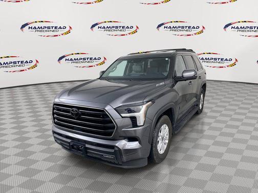 2024 Toyota Sequoia SR5