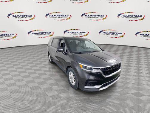 2022 Kia Carnival LX