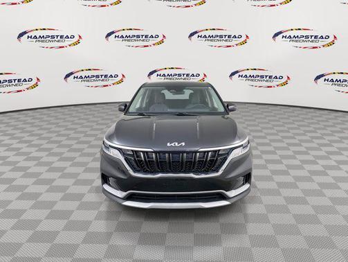 2022 Kia Carnival LX