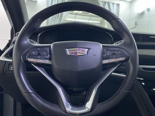 2021 Cadillac XT6 Luxury AWD