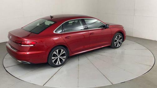 2022 Volkswagen Passat 2.0T SE