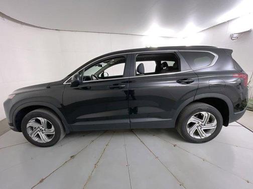 2022 Hyundai SANTA FE SE
