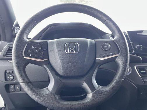 2022 Honda Pilot AWD Sport