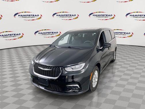 2024 Chrysler Pacifica Touring