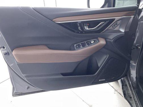 2020 Subaru Outback Touring XT