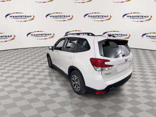 2022 Subaru Forester Premium