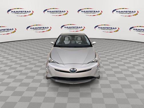 2017 Toyota Prius Four Touring