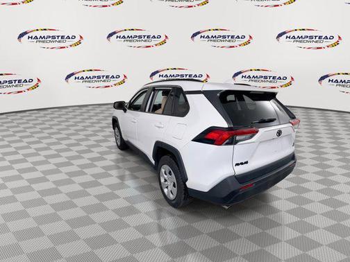 2019 Toyota RAV4 LE