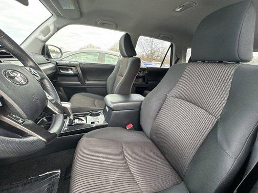 2024 Toyota 4Runner TRD Off Road