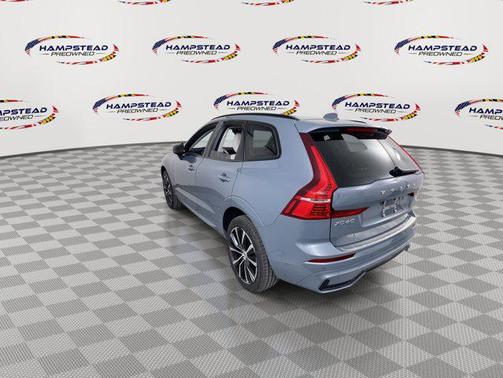 Gray 2023 Volvo XC60 B5 Plus Dark Theme