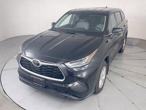 2022 Toyota Highlander L