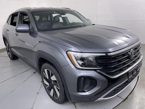 2024 Volkswagen Atlas Cross Sport 2.0T SE w/Technology 4MOTION