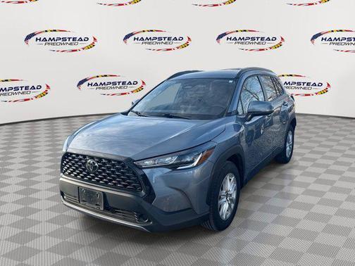 2024 Toyota Corolla Cross LE