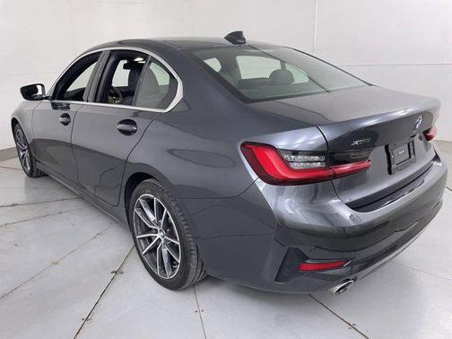 2021 BMW 330 xDrive