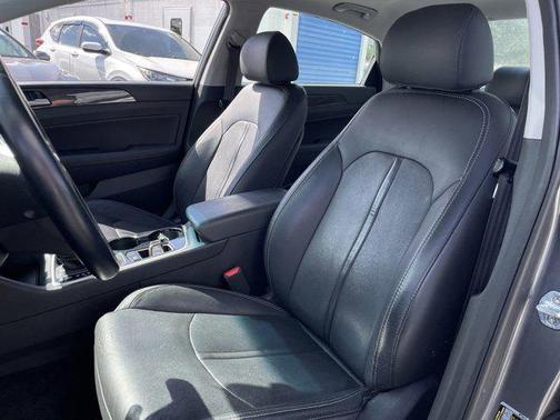 2018 Hyundai SONATA Limited