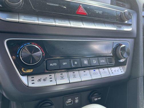 2018 Hyundai SONATA Limited