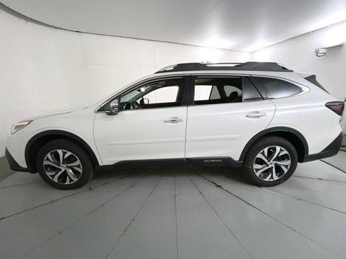2022 Subaru Outback Touring