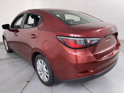 2017 Toyota Yaris iA Base