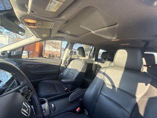 2022 Honda Pilot AWD Special Edition