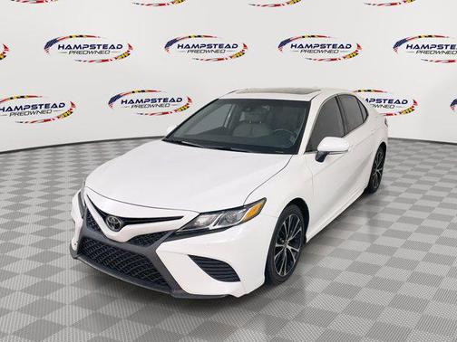 2020 Toyota Camry SE
