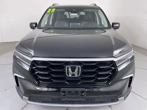 2023 Honda Pilot AWD Elite